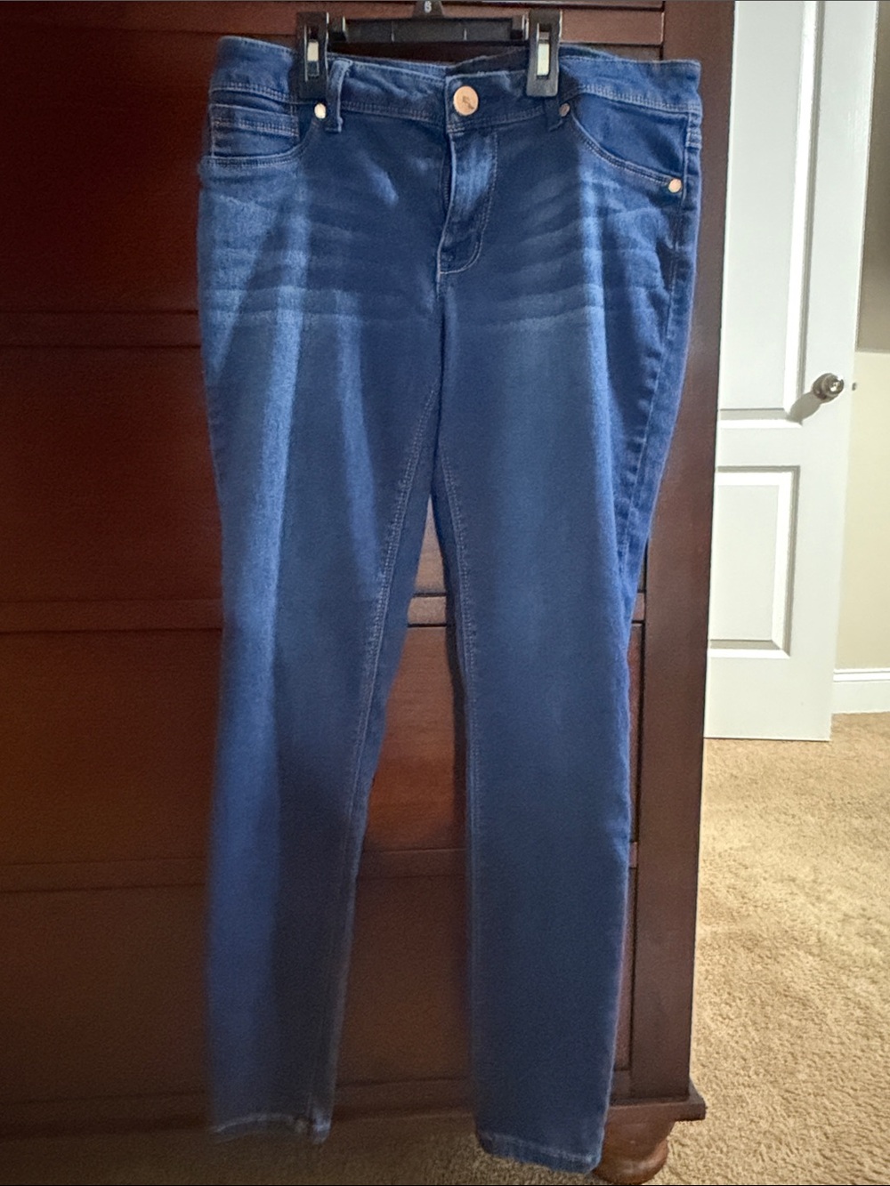 1822 Classic Women's Dark Blue Stretch Jeans. Size 30.